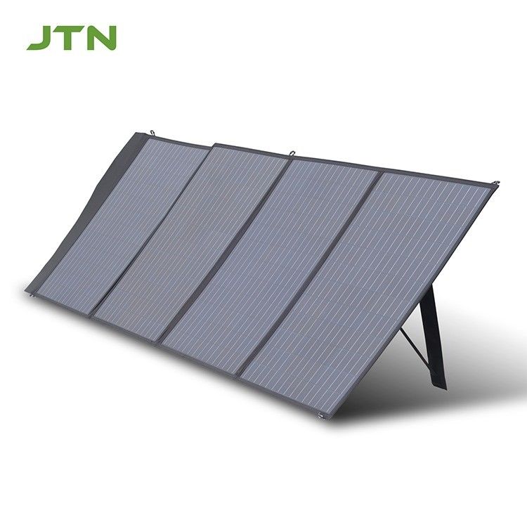 Panel surya lipat 200W dengan 2 output USB Cocok Sertifikasi FCC/CE/ROHS/PSE/BSCI