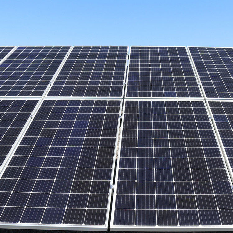 Pasar Eropa 425W Full Black Photovoltaic Panel dengan Efisiensi 23-24,2%